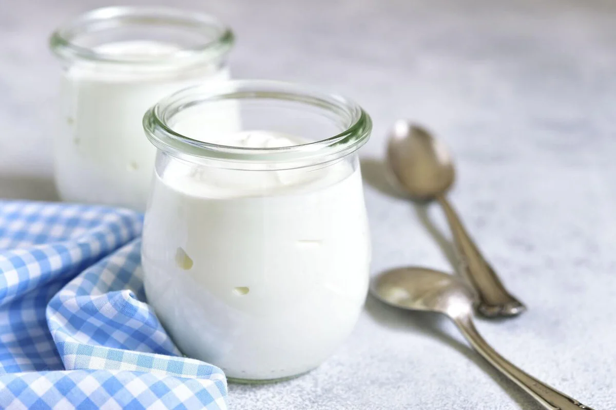 Yoghurt - 1 Litre Glass Jar - Image 2